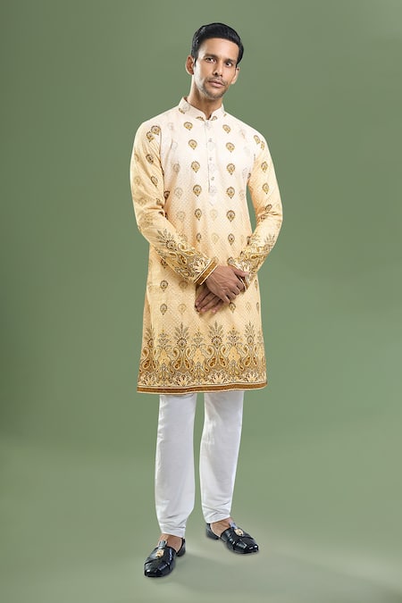 Arihant Rai Sinha Thread & Sequin Embroidered Kurta Set 