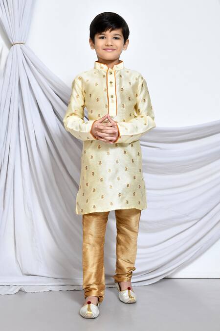 Petite Pomme_Cream Silk Embroidery Paisley Bud Kurta Set _Online_at_Aza_Fashions