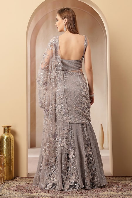 Soniya G Noor-E-Falak Embroidered Pre-Draped Saree With Blouse 