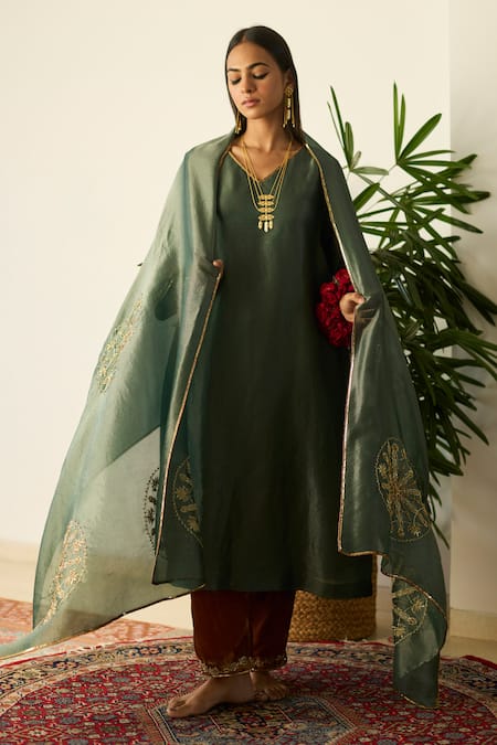 Sarang Kaur Green Samridhi Tissue Silk Kurta Set 