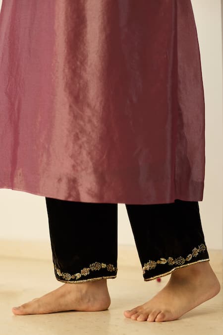 Sarang Kaur_Purple Tissue, Silk, Velvet Embroidery, Metallic Thread, Samridhi Kurta Set _Online_at_Aza_Fashions
