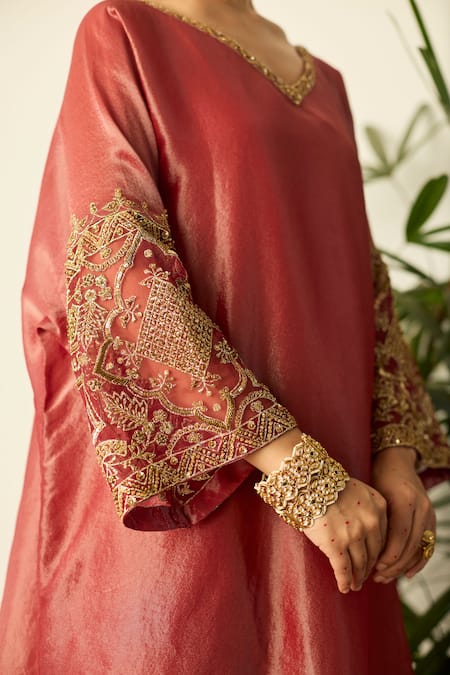 Sarang Kaur_Red Tissue, Silk Embroidery, Metallic Thread V-neck Rubaab Kaftan Set _at_Aza_Fashions