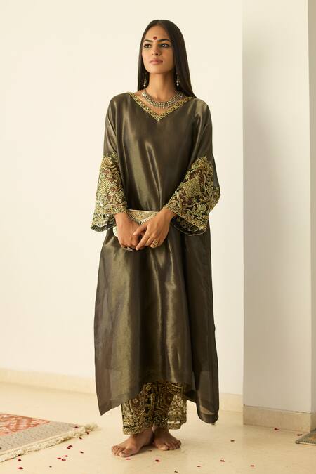 Buy_Sarang Kaur_Gray Tissue, Silk Embroidery, Sequins V-neck Grey Rubaab Kaftan Set _Online_at_Aza_Fashions