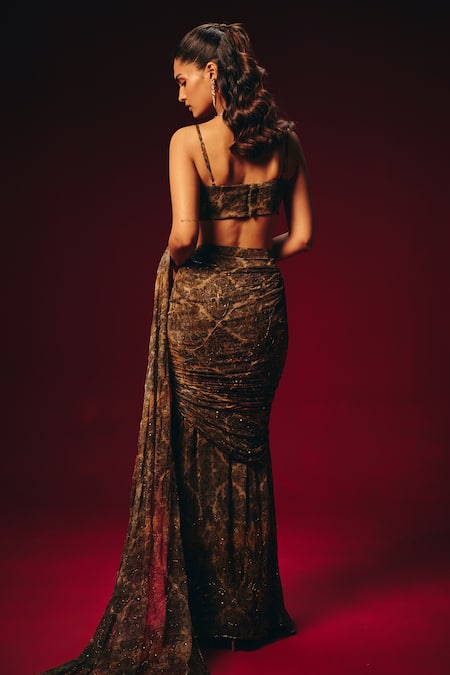 Roze Aleesa Embroidered Pre-Draped Saree & Blouse Set 