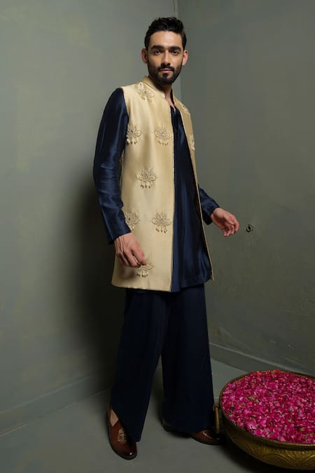 Runit Gupta_Cream Chanderi Silk Glitter, Embroidery Oat Latkan Nehru Jacket _Online_at_Aza_Fashions