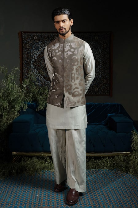 Shop_Runit Gupta_Green Chanderi , Vegan Embroidery Forest Amoeba Bundi Set _Online_at_Aza_Fashions