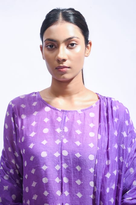 JAYATI GOENKA_Purple Chanderi Silk Smocking, Foil Printing, Violet Smocked Kurta Set _Online_at_Aza_Fashions