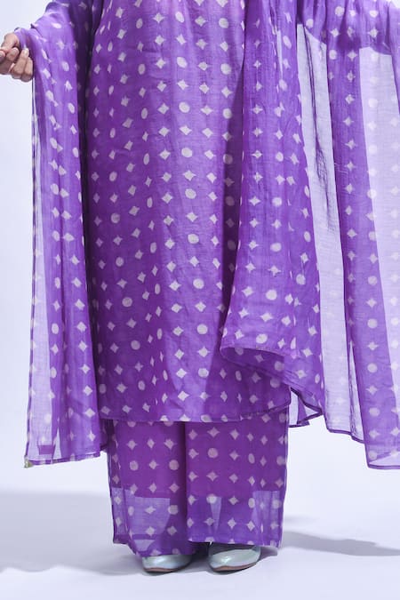 Buy_JAYATI GOENKA_Purple Chanderi Silk Smocking, Foil Printing, Violet Smocked Kurta Set _Online_at_Aza_Fashions