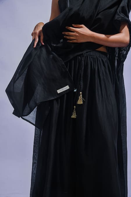 Buy_JAYATI GOENKA_Black Chanderi Silk Tassels, Embroidery, Zari Sweetheart Noir Rhythm Skirt Set _Online_at_Aza_Fashions