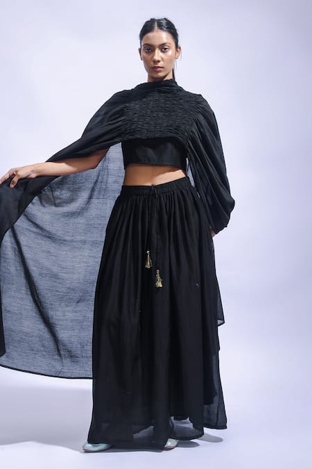 Buy_JAYATI GOENKA_Black Chanderi Silk Tassels, Embroidery, Zari Sweetheart Noir Rhythm Skirt Set 