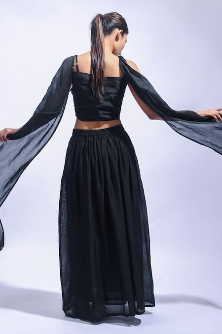 Buy_JAYATI GOENKA_Black Chanderi Silk Zari, Tassels V-neck Diy Night Skirt Set 