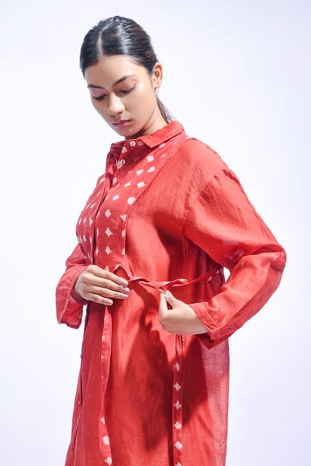 Shop_JAYATI GOENKA_Red Chanderi Silk Zari, Embroidery Vermilion Geometry Kurta With Pant _Online_at_Aza_Fashions