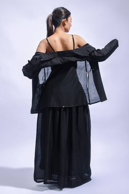 JAYATI GOENKA_Black Chanderi Silk Zari, Embroidery Sweetheart Neck Noir Flow Skirt Set _Online_at_Aza_Fashions