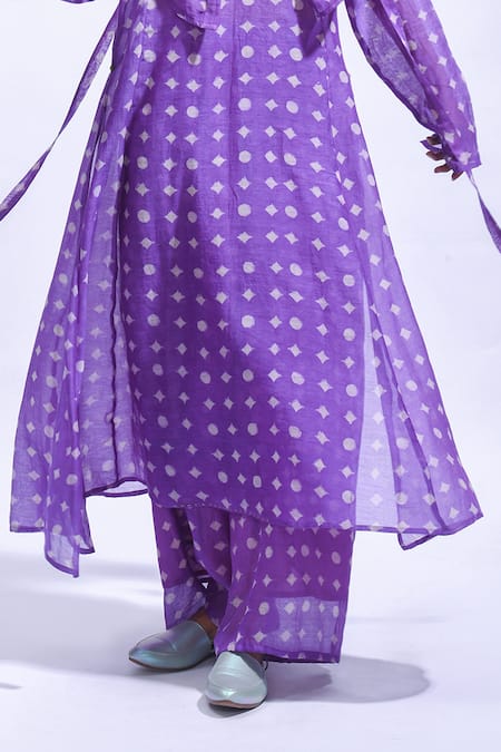 Buy_JAYATI GOENKA_Purple Chanderi Silk Mandarin Collar Printed Kurta And Pant Set 