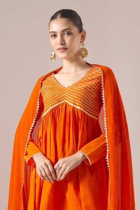 Buy Naintara Bajaj Orange Cotton Gota Patti V-neck Work Kurta Sharara Set Online at Aza Fashions Buy_Naintara Bajaj_Orange Cotton Gota Patti V-neck Work Kurta Sharara Set _Online_at_Aza_Fashions