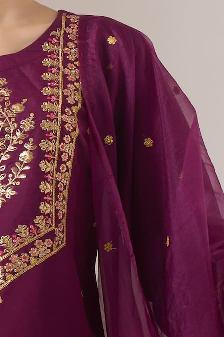 Buy Naintara Bajaj Purple Silk Embroidery, Sequins Round Neck Kurta Set With Dupatta Online at Aza Fashions Buy_Naintara Bajaj_Purple Silk Embroidery, Sequins Round Neck Kurta Set With Dupatta _Online_at_Aza_Fashions