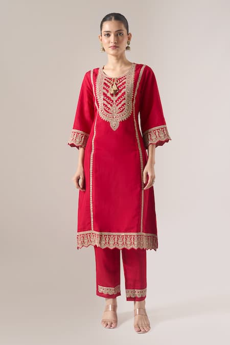 Naintara Bajaj Red Silk, Organza, Net Embroidery, Tassels, And Thread Kurta Pant Dupatta Set Online at Aza Fashions Naintara Bajaj_Red Silk, Organza, Net Embroidery, Tassels, And Thread Kurta Pant Dupatta Set _Online_at_Aza_Fashions