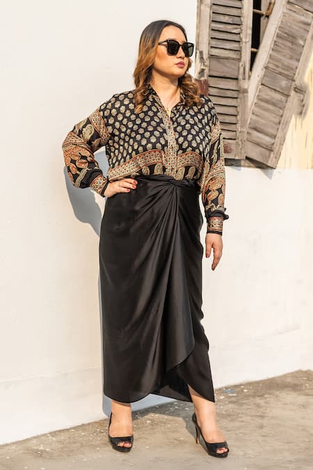 Prahnaaya Ajrakh Hand-Block Printed Shirt & Wrap Skirt Set 
