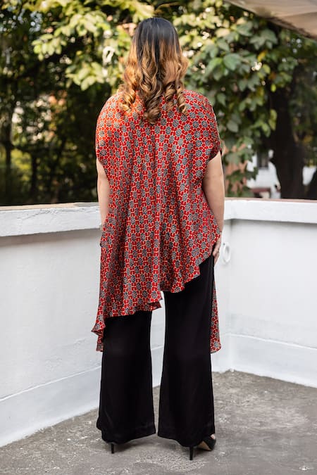 Prahnaaya Ajrakh Hand-Block Printed Asymmetric Tunic & Pant Set 