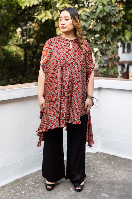 Prahnaaya Ajrakh Hand-Block Printed Asymmetric Tunic & Pant Set 
