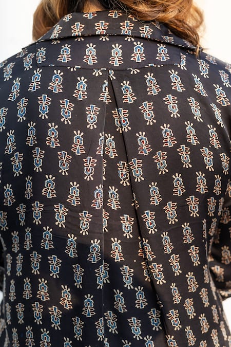 Buy_Prahnaaya_Black Satin, Modal Collared, V-neck Ajrakh Hand-block Print Shirt And Pant Set _Online_at_Aza_Fashions