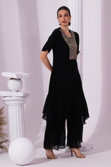 Preeti Mehta Black Tissue, Satin Beads, Embroidery Round Neck Metallic Kurta Set Online at Aza Fashions Preeti Mehta_Black Tissue, Satin Beads, Embroidery Round Neck Metallic Kurta Set _Online_at_Aza_Fashions