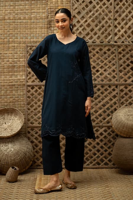 Vaani Beswal Aarfa Beaded Cutwork Hemline Kurta & Pant Set 