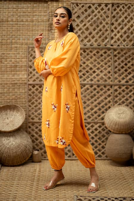 Shop_Vaani Beswal_Yellow Handloom Cotton Fabric Bagh Applique Floral Kurta And Barrel Pant Set _Online_at_Aza_Fashions