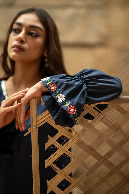 Vaani Beswal_Navy Silk Applique, Embroidery, Sequins Elina Hand Floral Kurta And Pant Set _Online_at_Aza_Fashions
