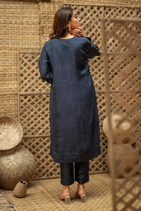 Vaani Beswal Elina Hand Appliqued Floral Kurta & Pant Set 