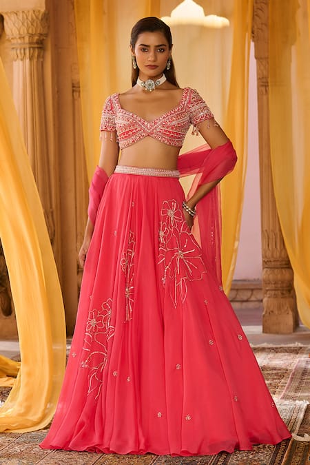 Zoon Aari Floral Embroidered Lehenga Set 