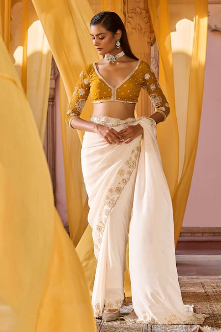 Buy_Zoon_Off White Chiffon, Net Embroidery, Sequins V-neck Aari Saree With Blouse _Online_at_Aza_Fashions