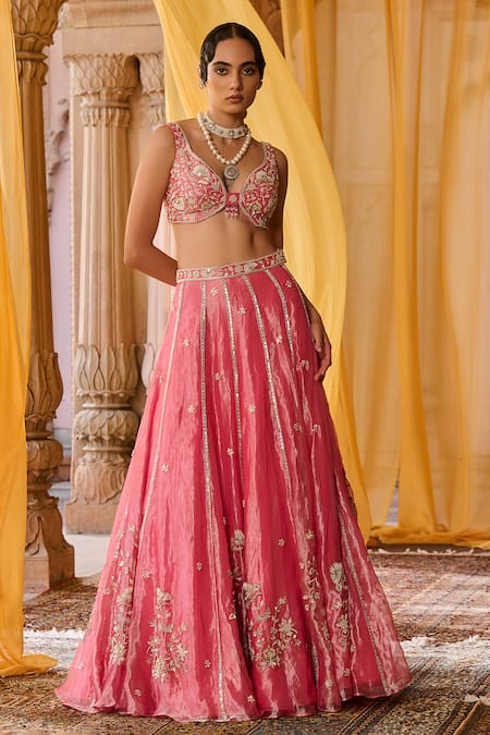 Buy_Zoon_Pink Tissue, Silk Organza Embroidery, Tassels V-neck, Scoop Aari Lehenga Set 