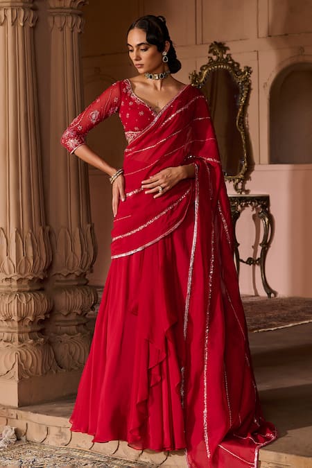 Zoon Aari Embroidered Pre-Draped Saree With Blouse 