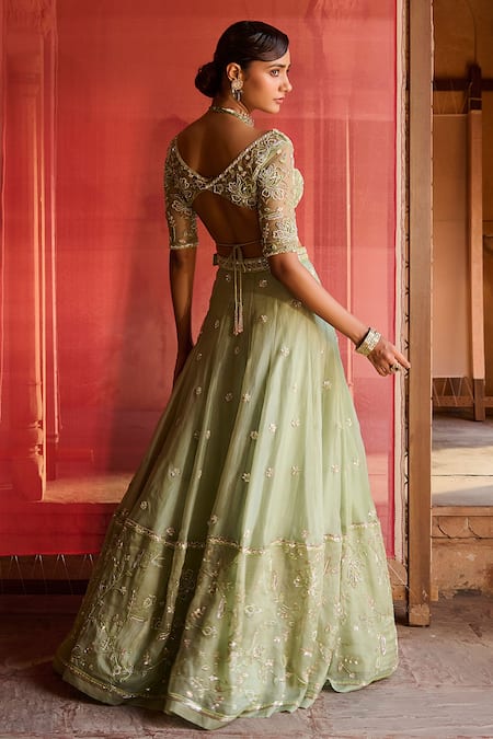 Zoon Aari Embroidered Lehenga Blouse Set 