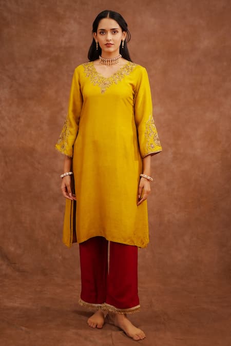 World of Sugandh Haldi Gulab Embroidered Kurta & Pant Set 