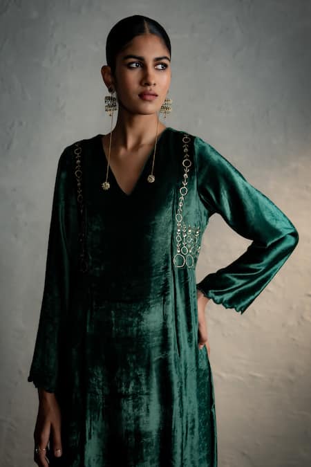 Buy Charkhee Green Velvet, Organza Embroidery, Sequins, Metallic Circular Kurta Palazzo Set Online at Aza Fashions Buy_Charkhee_Green Velvet, Organza Embroidery, Sequins, Metallic Circular Kurta Palazzo Set _Online_at_Aza_Fashions