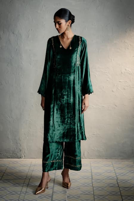Buy Charkhee Green Velvet, Organza Embroidery, Sequins, Metallic Circular Kurta Palazzo Set Buy_Charkhee_Green Velvet, Organza Embroidery, Sequins, Metallic Circular Kurta Palazzo Set