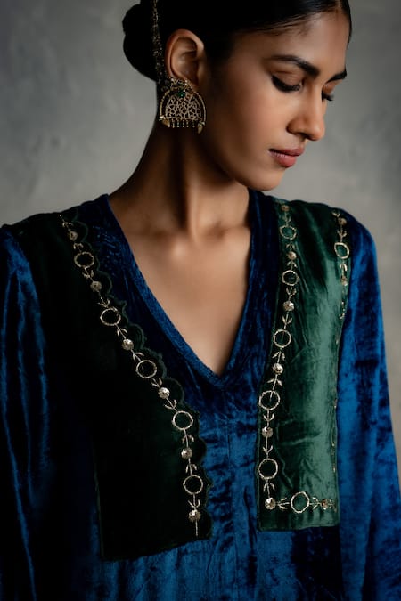 Shop Charkhee Blue Velvet Sequins, Embroidery V-neck Circular And Floral Dress Online at Aza Fashions Shop_Charkhee_Blue Velvet Sequins, Embroidery V-neck Circular And Floral Dress _Online_at_Aza_Fashions