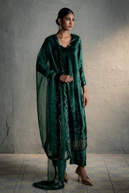 Charkhee_Green Velvet, Organza Embroidery, Sequins V-neck Placed Kurta Palazzo Set _Online_at_Aza_Fashions