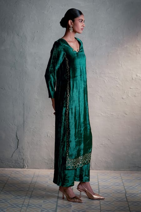 Shop_Charkhee_Green Velvet, Organza Embroidery, Sequins V-neck Placed Kurta Palazzo Set _Online_at_Aza_Fashions