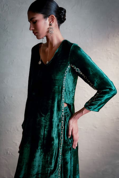 Charkhee_Green Velvet, Organza Embroidery, Sequins V-neck Placed Kurta Palazzo Set _at_Aza_Fashions