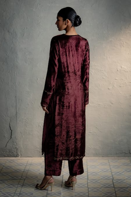 Charkhee Velvet Circular Placed Embroidered Kurta Set 