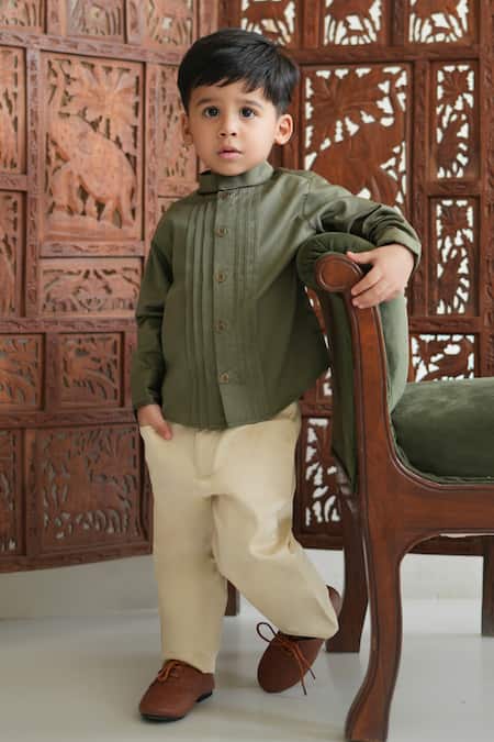 Buy_Tiber Taber_Olive Green Cotton Pintuck Detail Band Collar Shirt 