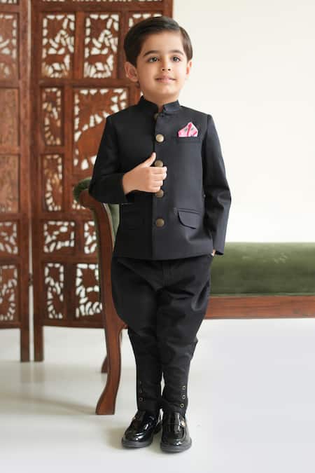 Tiber Taber Bandhgala With Printed Pocket Square 