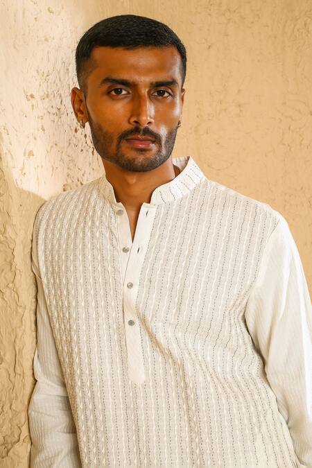 Chatenya Mittal_Off White Cotton, Silk Pintuck Embroidered Kurta And Pant Set _Online_at_Aza_Fashions