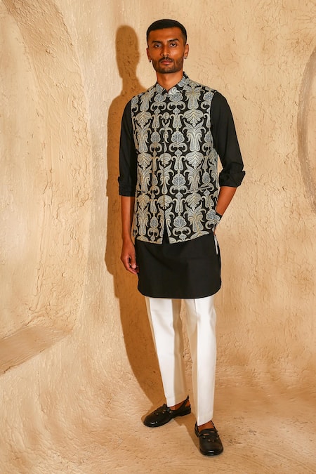 Chatenya Mittal Embroidered Nehru Jacket & Kurta Set 