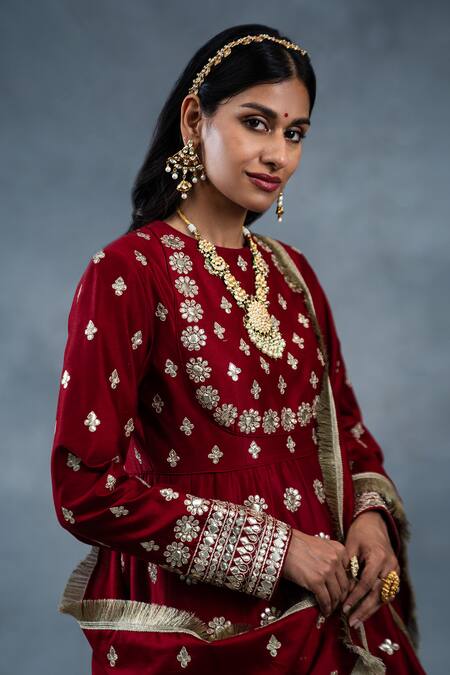 Buy RICHA AHLUWALIA Red Chanderi Gota Patti, Embroidery, Zari Round Neck And Zardozi Anarkali Set Online at Aza Fashions Buy_RICHA AHLUWALIA_Red Chanderi Gota Patti, Embroidery, Zari Round Neck And Zardozi Anarkali Set _Online_at_Aza_Fashions