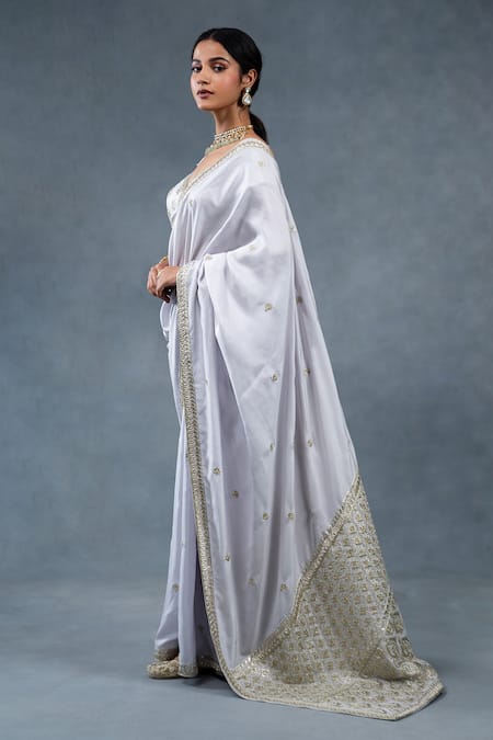 Buy_RICHA AHLUWALIA_Gray Silk Gota Patti, Zari, Embroidery, Tassels Hand Saree And Padded Blouse _Online_at_Aza_Fashions