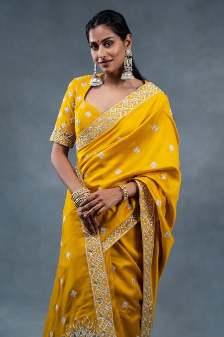 RICHA AHLUWALIA_Mustard Chanderi Embroidery, Zari Sweetheart Neck Silk Saree With Silver Buti _at_Aza_Fashions